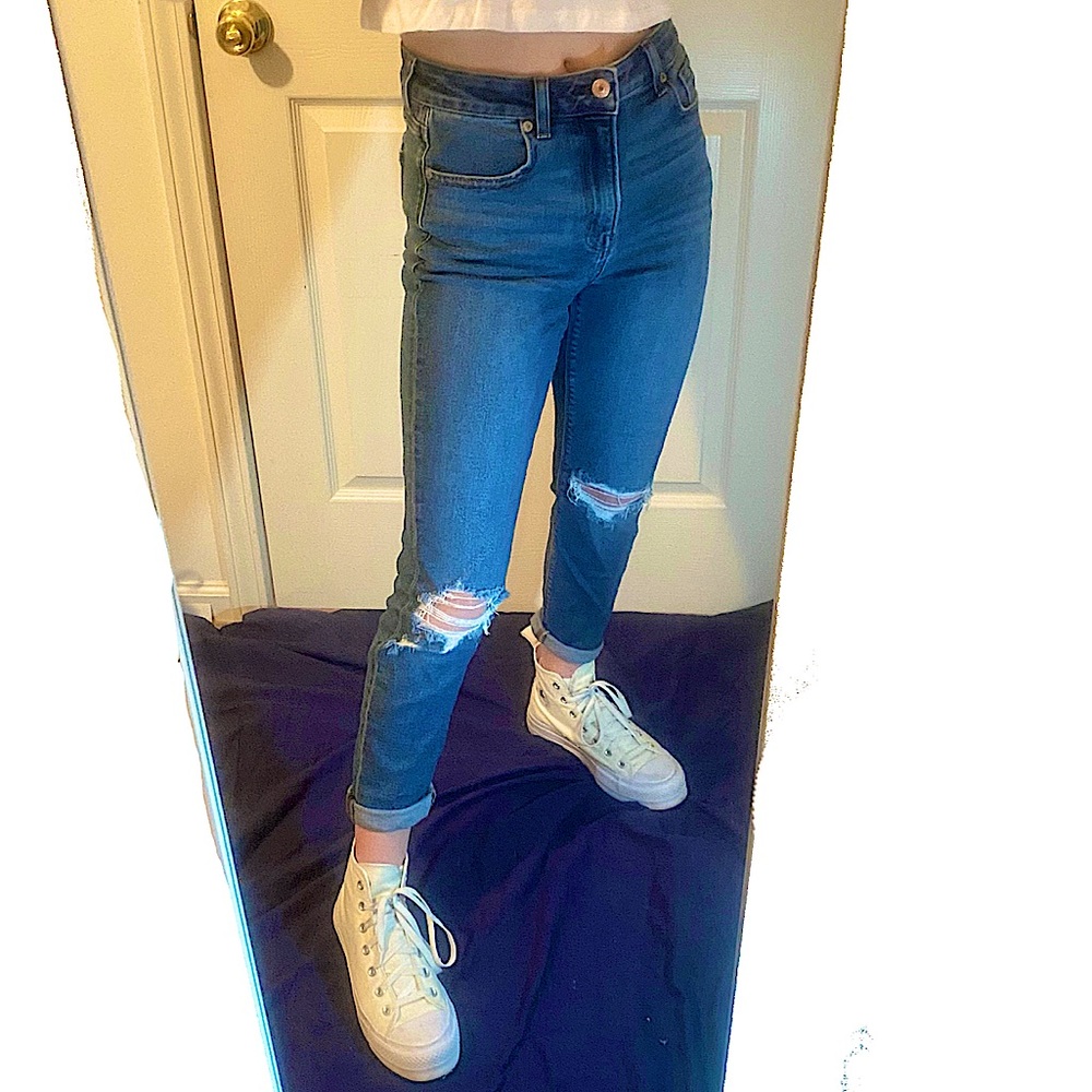 American Eagle Mom Jeans